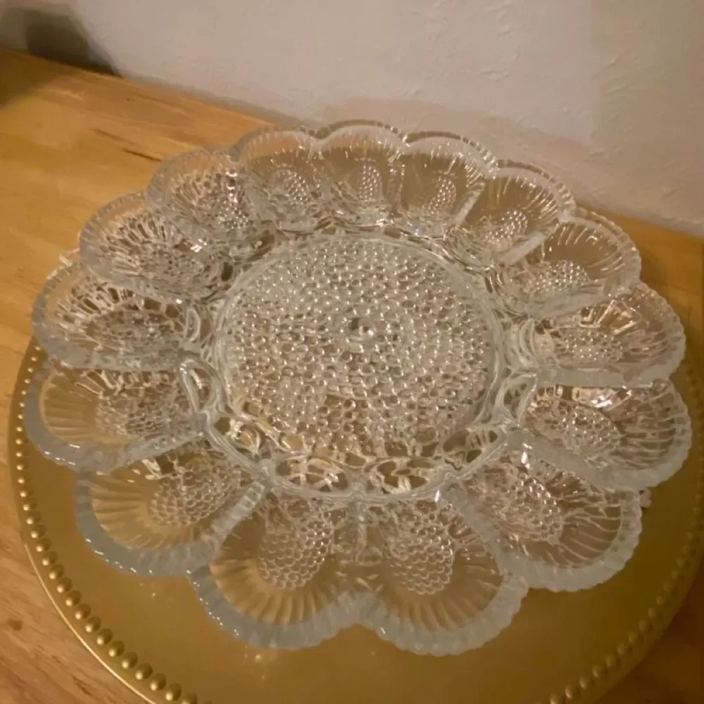 Hobnail platter